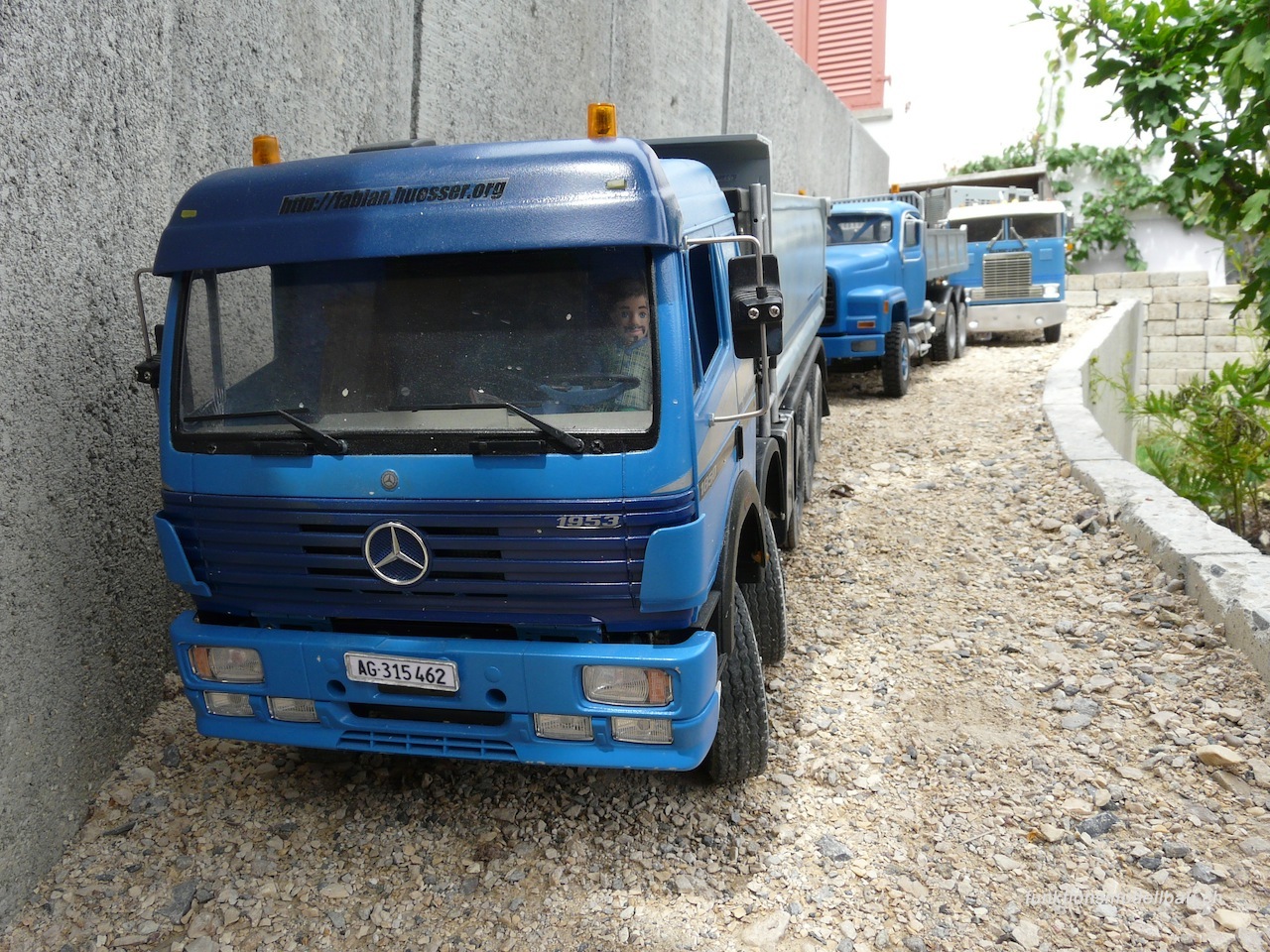 Truck Convoy