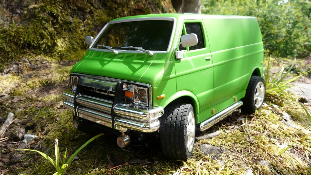 Dodge Van auf Tamiya Basis